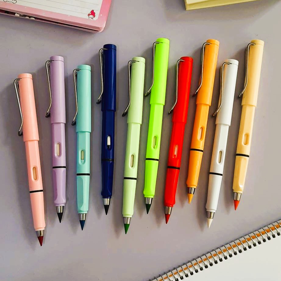 مدارنگی بی نهایت 