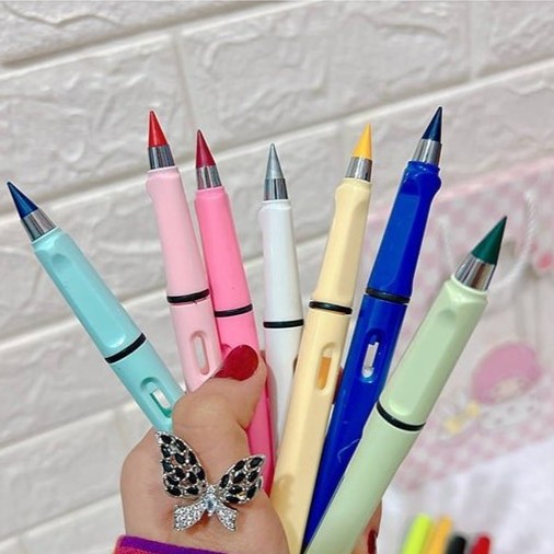 مدارنگی بی نهایت 