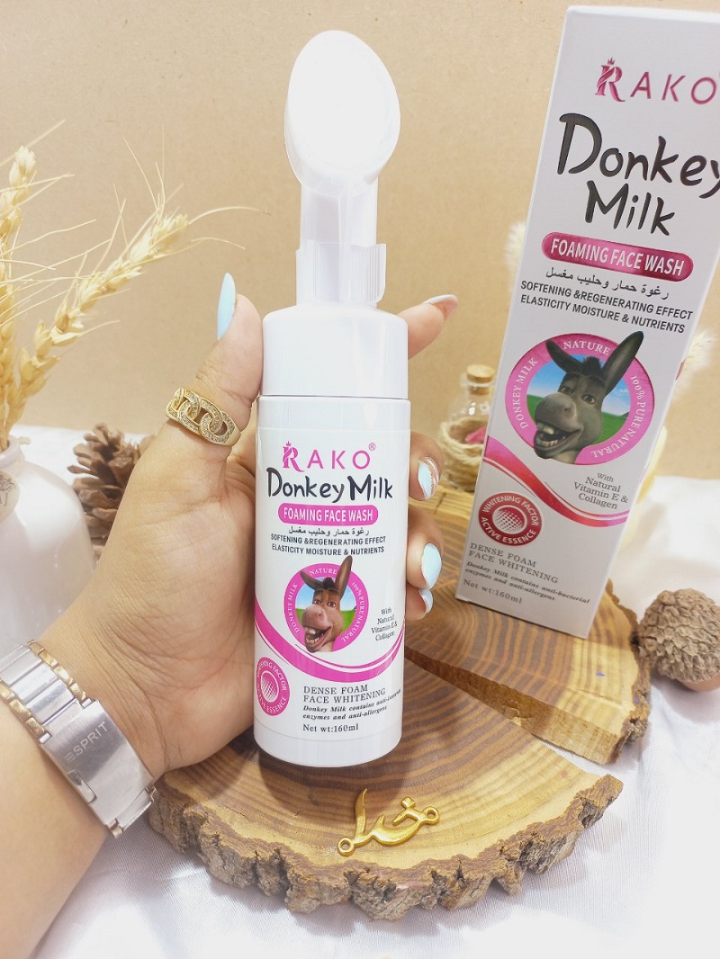 فوم فیس واش براش دار شستشوی صورت شیر الاغ وکالی 